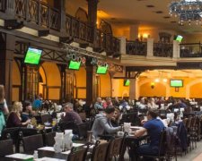 Под российскую попсу! Во Львове поиздевались над героями АТО