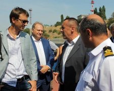 Как в Ильичевском порту "замыливали" глаза Министру инфраструктуры