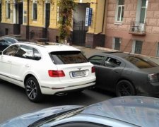 Микроавтобус протаранил элитный Bentley Bentayga: жертв пока нет