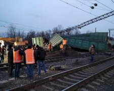 Під Києвом зійшов з рейок товарний поїзд: затримують 13 пасажирських рейсів