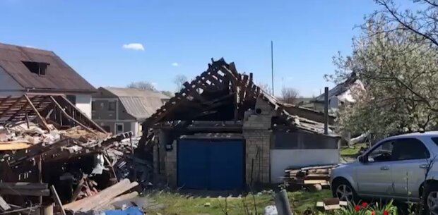 Разрушенный дом. Фото: кадр из "Youtube"
