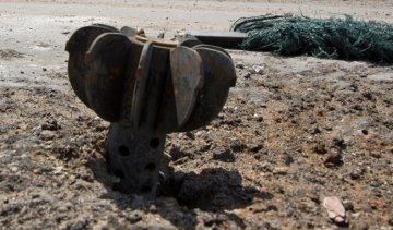 Вантажівка із бійцями підірвалася на фугасі, є загиблі