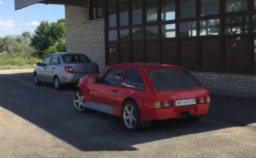 "Таврия" с двигателем Ford, скриншот: YouTube