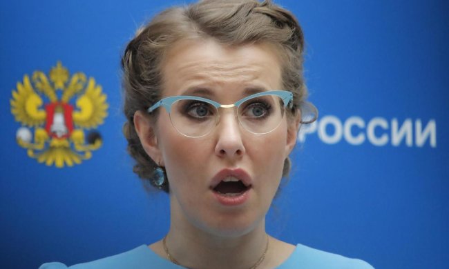 Малолітнього сина Собчак застукали в обіймах відомої моделі: фото