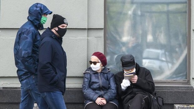 На Буковине копы впаяли мужчине "карантинный" штраф: "Нет паспорта - плати"