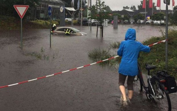 Злива століття: Берлін пішов під воду
