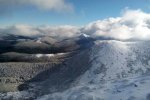 Синоптики предупредили о лавинах в Карпатах: впечатляющие фото