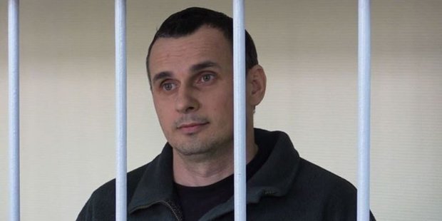 Безвихідь: адвокат Сенцова пояснив, чому Путін дав задню