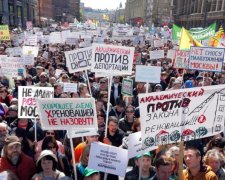 Вони не помічають вбивства на Донбасі - російський журналіст про мітинги в Москві