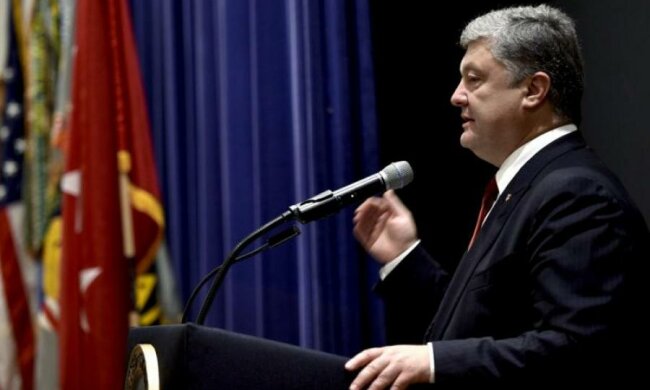 Порошенко принял важное решение о чрезвычайном положении