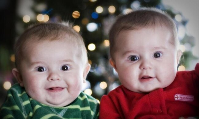 В Закарпатському селі народжується аномальна кількість близнюків (відео)