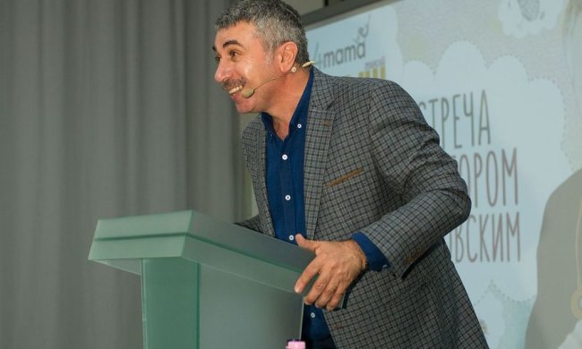 Комаровский запретил мамам греть это в микроволновке: теряет все полезное