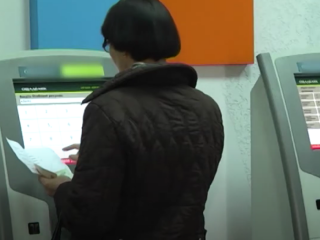 Оплата комуналки. Фото: скрін youtube