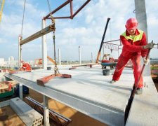 Оборонка в плюсе, социалка в минусе: места Украины в международных рейтингах