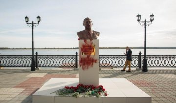 Не всім скрепи до душі: у Сургуті познущалися над Сталіним