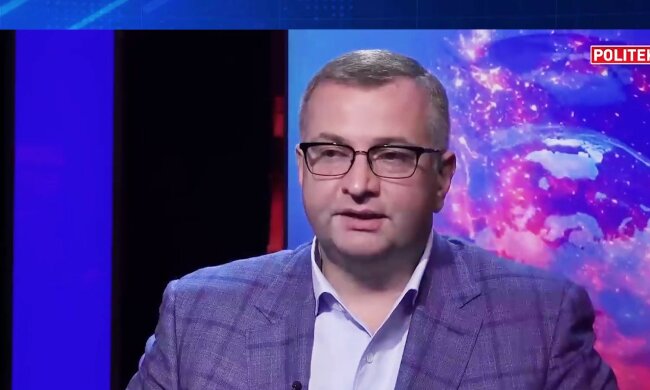 Атаманюк заявив, що під закон про олігархів підпадають тисячі українців
