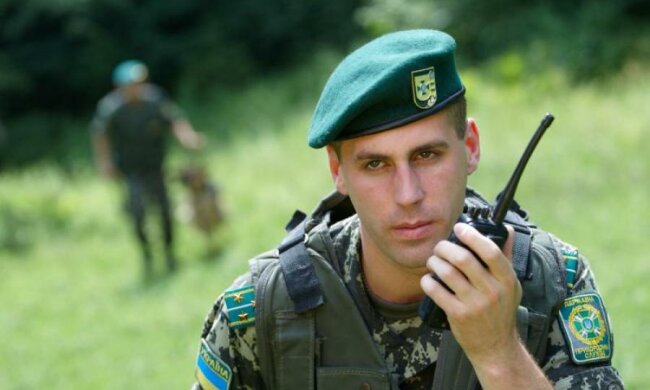 Митники викрили крупну контрабанду українських реліквій
