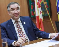 Не одним міністром-дієтологом: на українців ополчився посол-психолог