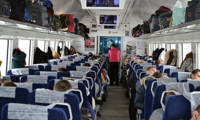 "Для чего такой Интерсити+?": украинцы устали от произвола "Укрзализныци", теряют в дороге самое дорогое