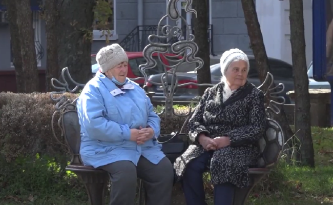 Пенсионеры. Фото: скрин youtube