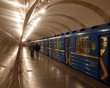  Київське метро продовжить на годину роботу в пасхальну ніч