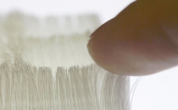 Ученые воссоздали человеческие волосы на 3D-принтере