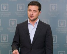 Головне за день неділі 1 грудня: любовна лихоманка в МВС, критика Зеленського і таємні заняття Лорак і Кіркорова на борту літака