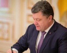 Порошенко виступив за ліквидацию Нацфінпослуг