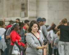 Штраф або тюрма: чому українським туристам заборонили фотографувати в ЄС