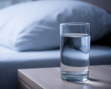 Склянка води, зображення: Знай.ua