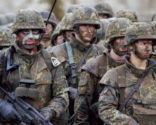 Вселенский заговор: военных заподозрили в сотрудничестве с пришельцами