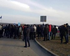 Страйк на кордоні: у соцмережах стає все гарячіше