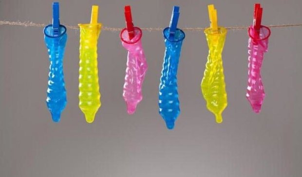 Росіян забезпечили додатковими презервативами