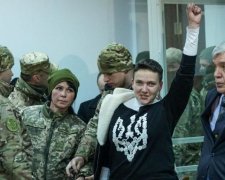 Поки Савченко в СІЗО, в її квартирі хазяйнують силовики