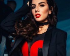 Сєдокова показала, як стати найкрасивішою на пляжі