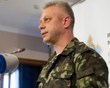 Трое военнослужащих подорвались на фугасе в зоне АТО