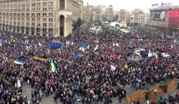 Як багато людей мешкає в Києві 