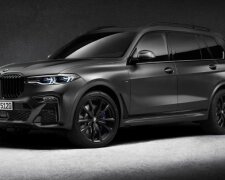 BMW X7 Dark Shadow Edition, фото з вільних джерел