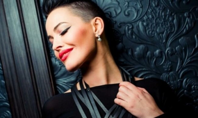 Астафьева похвасталась обнаженным фото (фото)