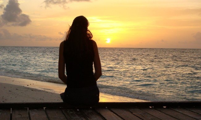 Жуткая аномалия отняла у женщины возможность плакать, ничто не сможет заставить ее проронить слезу