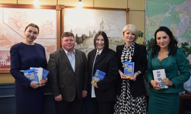 Від княгині Ольги до сучасних стратегів: чому Поділ став епіцентром жіночої сили в Києві