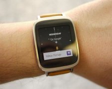 Google випустить розумний годинник