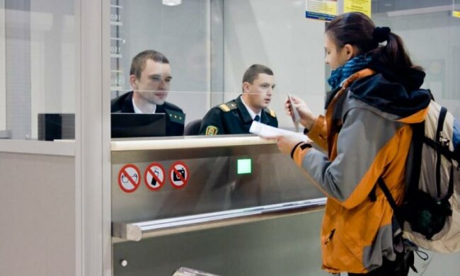 Европа приготовила украинцам "мягкий вариант визового режима"