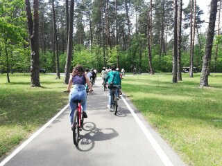 Зеленський в лісі, фото facebook.com/vladislav.krasinskiy