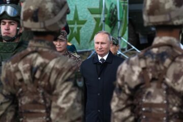 Наближеного підлеглого Путіна знайшли із зашморгом на шиї: що відбувається в ЗС РФ