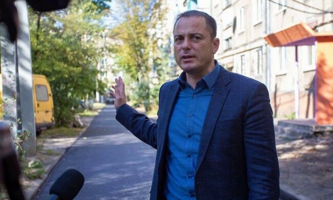 Мэр Каменского Андрей Белоусов