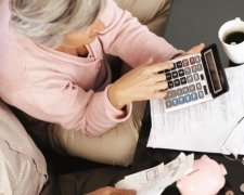 Тарифи на "комуналку" підніматимуть, щоб позбутися субсидій 