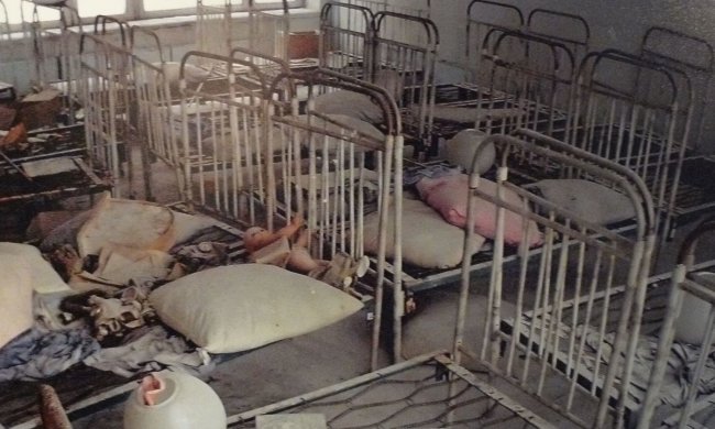 В Чернобыле туристический бум: очереди в зону отчуждения тщательно проверяют