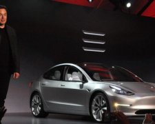 Маск занервував: в Білорусі зібрали конкурента Tesla