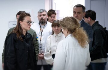 Медики на передовій отримають доплати